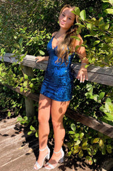 Sparkly Dark Blue Spaghetti Straps Sequins Bodycon Short Homecoming Dress