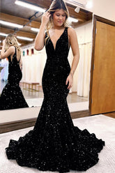 Sparkly Black Deep V Neck Mermaid Sequins Long Prom Dress