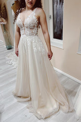 Bmbridal V-Neck Sleeveless A-Line Wedding Dress Lace Appliques With Beads