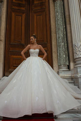 Bmbridal Strapless Wedding Dress Ball Gown With Lace Appliques