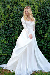 Chiffon A-line V-neck Long Sleeves Lace Appliques Wedding Dresses