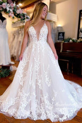 Elegant Tulle A-line Wedding Dresses With Lace Appliques, Bridal Gown