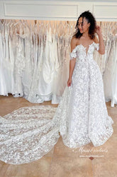 Gorgeous A-line Off-the-Shoulder Wedding Dresses With Lace Appliques