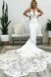 Gorgeous Tulle Mermaid Deep V Neck Backless Lace Wedding Dresses