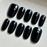 Black Oval NailsCarefully designed pure handmade press-on gel nails