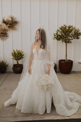 Ivory Ball Gown Strapless Sweetheart Lace Appliques Wedding Dresses