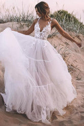 Layered Tulle Unlined Lace Wedding Ball Gown with Deep V-neck Wedding Dresses