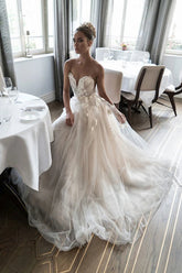 Wedding Dresses A-line Scoop Hand-Made Flower Beading Bridal Gown