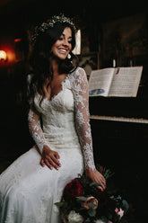 Gorgeous Mermaid V-neck Open Back Lace Long Sleeves Wedding Dresses with Train