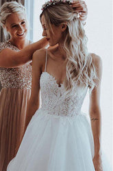 Unique A-line Tulle Spaghetti Straps Backless Wedding Dresses Online