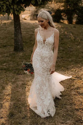 Mermaid Tulle V-neck Wedding Dresses With Appliques, Bridal Gown