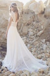 Fabulous Tulle Cap Sleeves Long Beach Wedding Dress with Lace