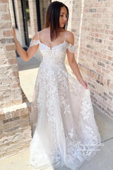 Tulle A-line Cold-Shoulder Wedding Dresses With Lace Appliques