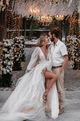 Tulle A-line Deep V-neck Long Sleeves Bohemian Wedding Dresses