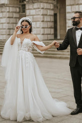 Bmbridal Off-the-Shoulder Tulle Boho Wedding Dress With Appliques