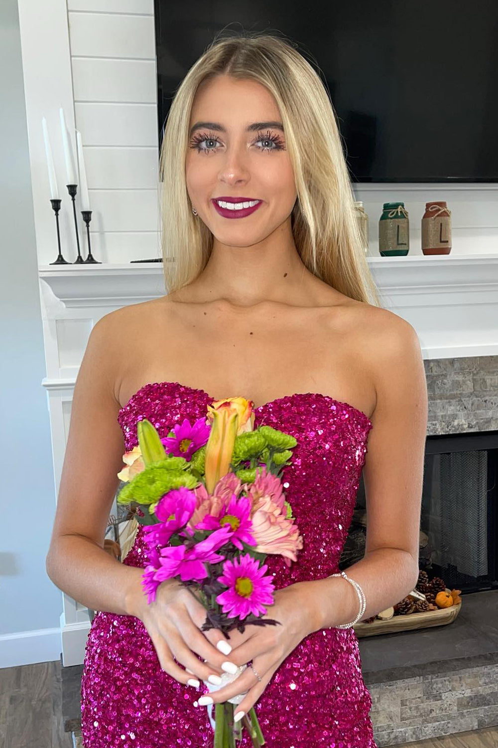 Sparkly Fuchsia Strapless Sequins Bodycon Short Homecoming Dress