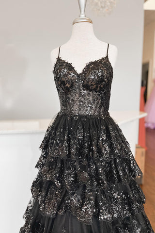 A-Linien-Ballkleid mit Spaghettiträgern und gestufter Spitze
