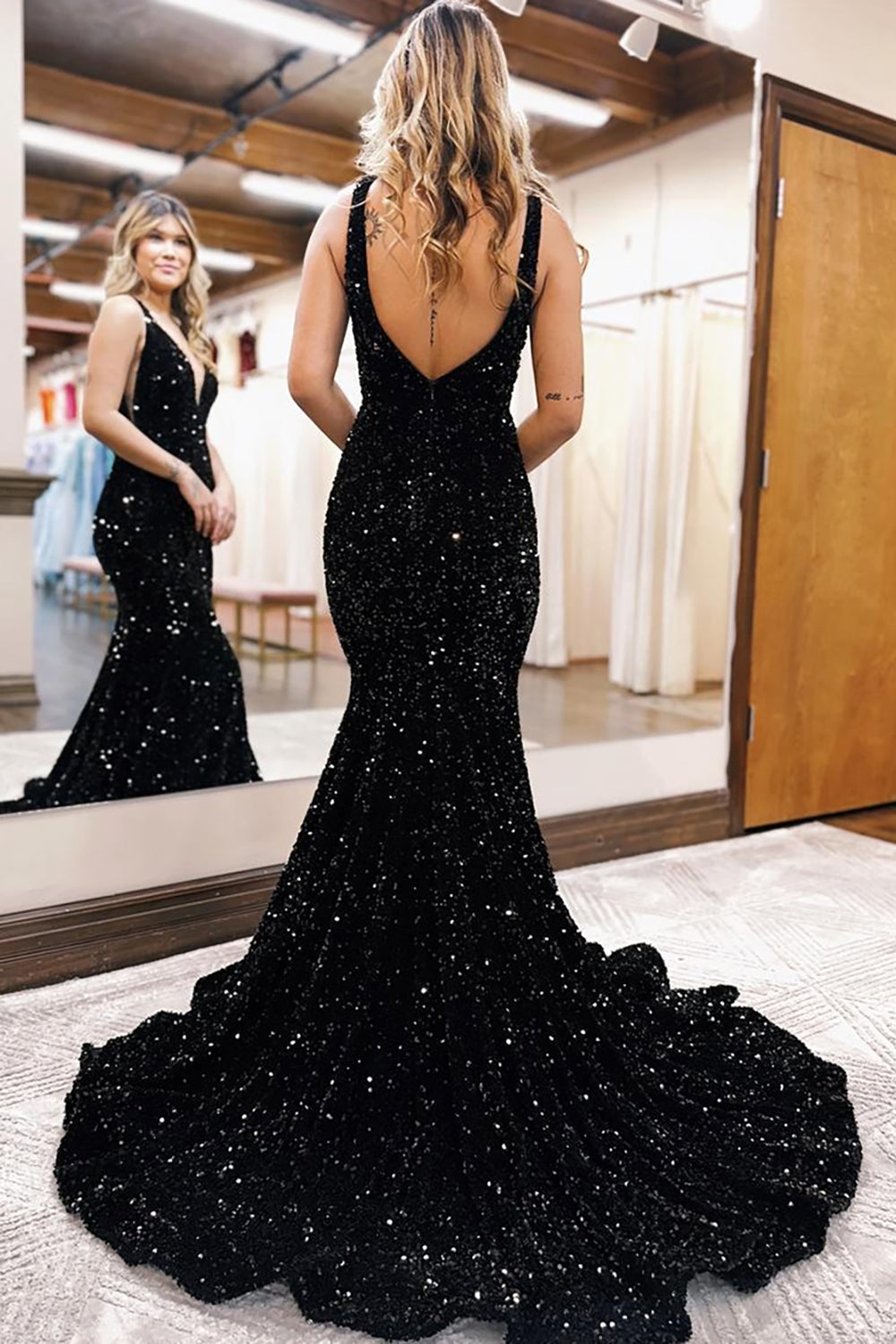 Sparkly Black Deep V Neck Mermaid Sequins Long Prom Dress