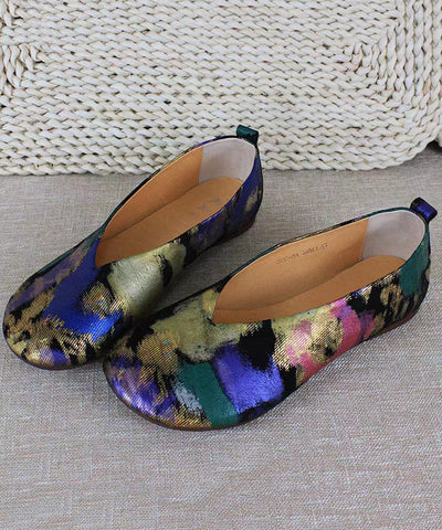 Handgemachte flache Schuhe aus echtem Leder im Ethno-Stil mit Lavendel-Print