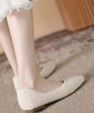 Beige, bequeme, vielseitige, flauschige Schuhe aus flauschigem Fell für Plattfüße