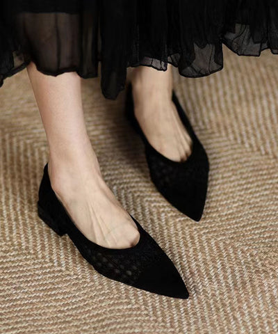 Schwarze ausgehöhlte, atmungsaktive Tüll-Spleiß-Flats für Damen