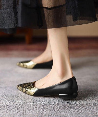 Schwarze flache Schuhe für Frauen Schaffell schöne Spleißen spitze Zehen