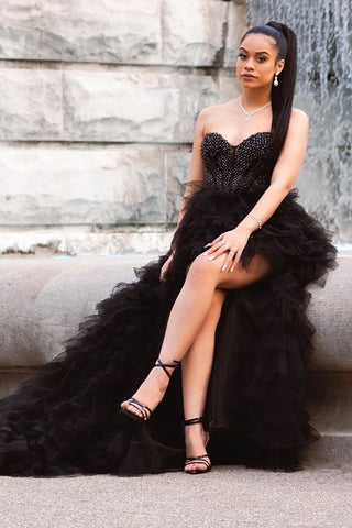 Robe de bal asymétrique en tulle