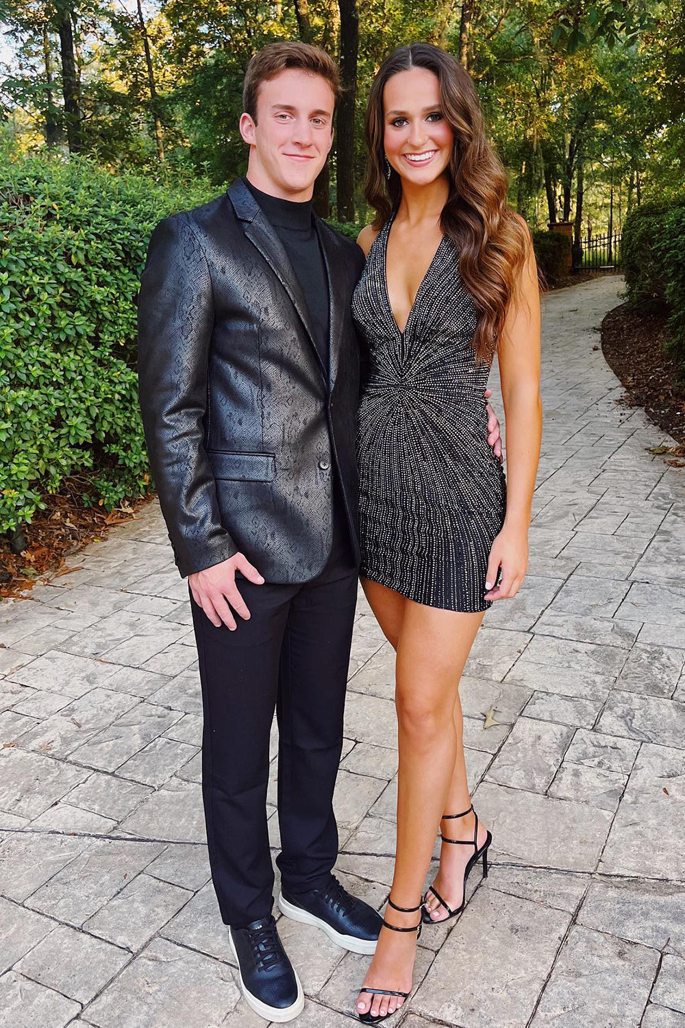 Glitter Black Halter Neck Bodycon Homecoming Dress with Beading