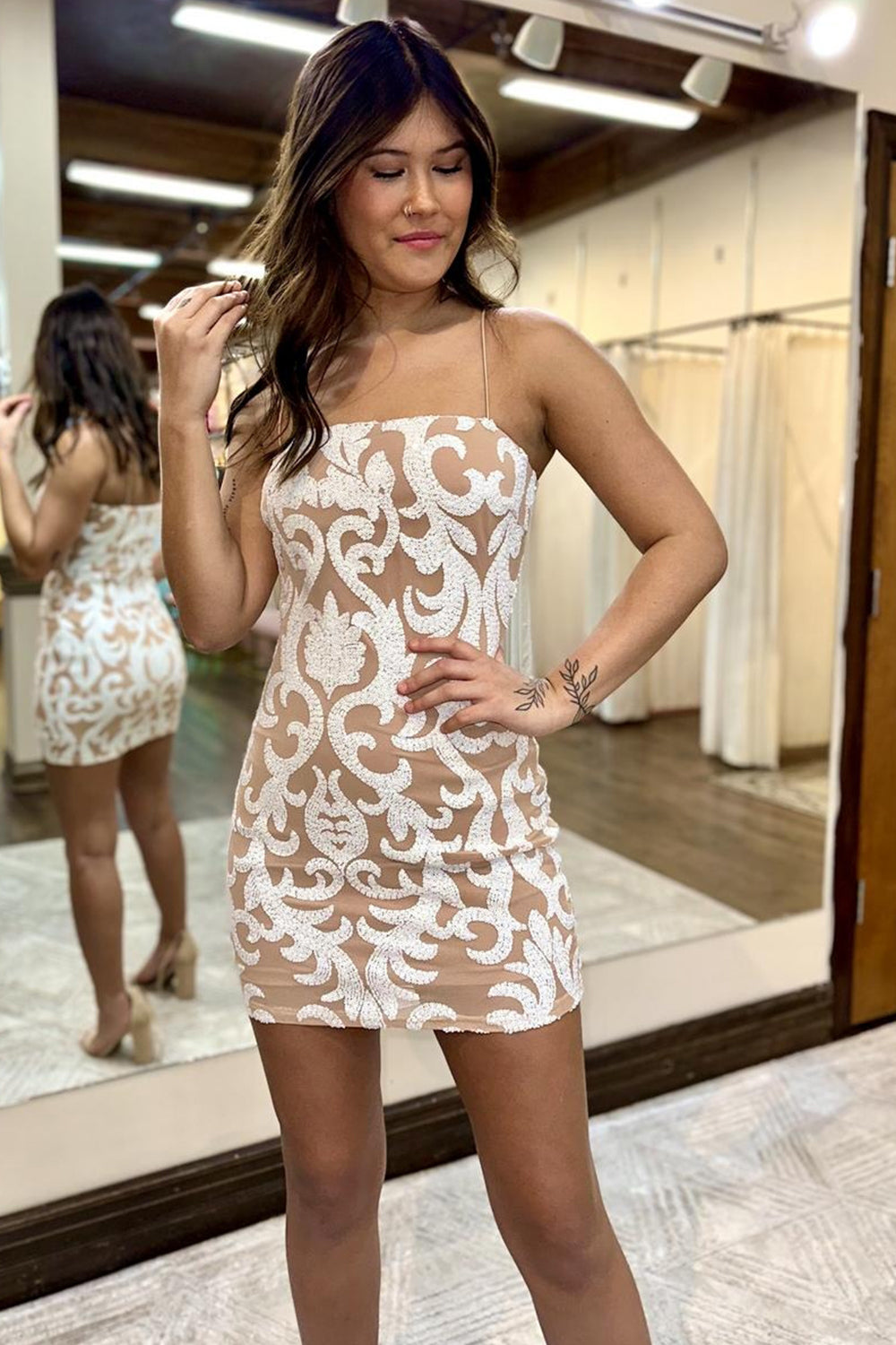 Emerald Green Spaghetti Straps Bodycon Homecoming Dress with Sequins