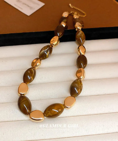 Classy Brown Elliptic Acrylic Collar Necklace