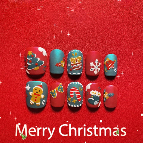 Painting ChristmasCarefully designed pure handmade press-on gel nails