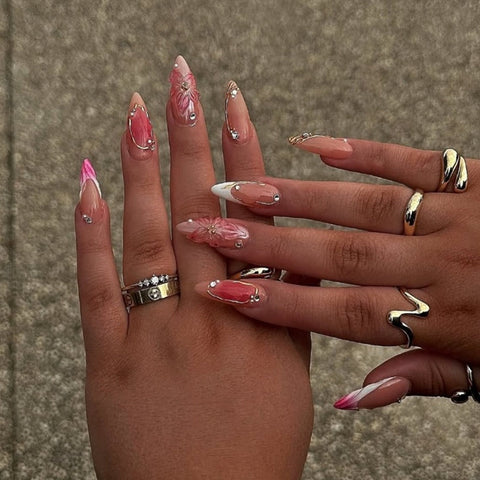 Pink French CarvingCarefully designed pure handmade press-on gel nails