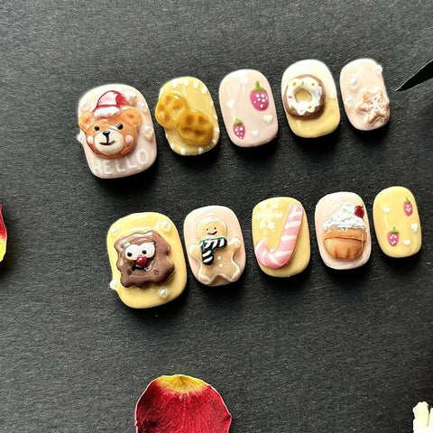 Hot SaleCute Little Bear Pink Christmas NailHandmade Artificial Gel Nail Press-On Nails