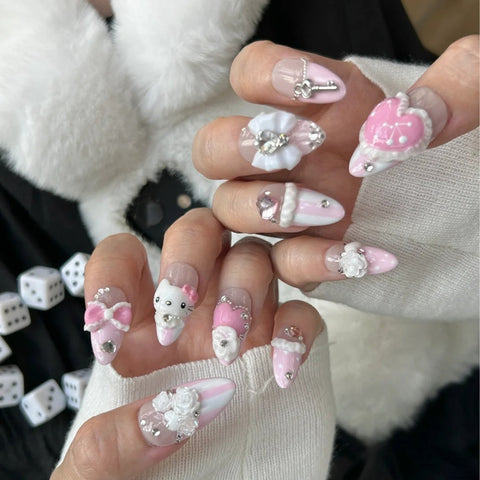 Key and Love Fake Nail Press On NailsCarefully designed pure handmade press-on gel nails