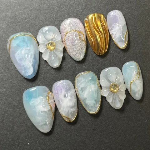 Blue Ocean FlowerCarefully designed pure handmade press-on gel nails