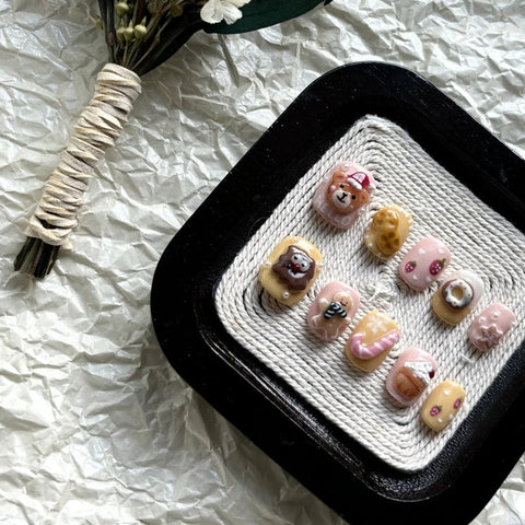 Hot SaleCute Little Bear Pink Christmas NailHandmade Artificial Gel Nail Press-On Nails