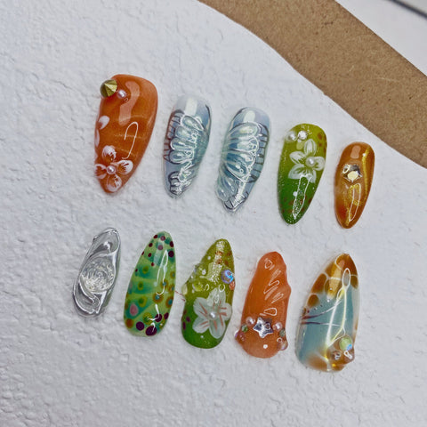 Butterfly and RoseCarefully designed pure handmade press-on gel nails
