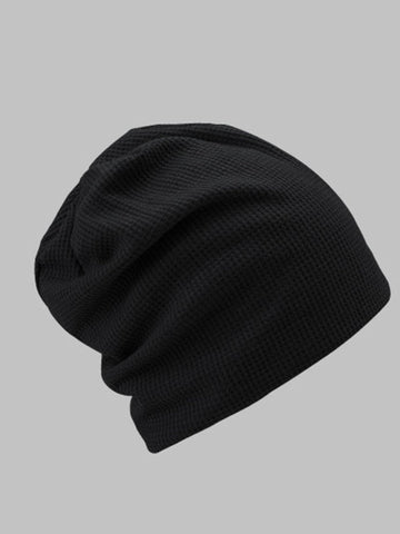 Einfache, lässige, einfarbige Strickmütze