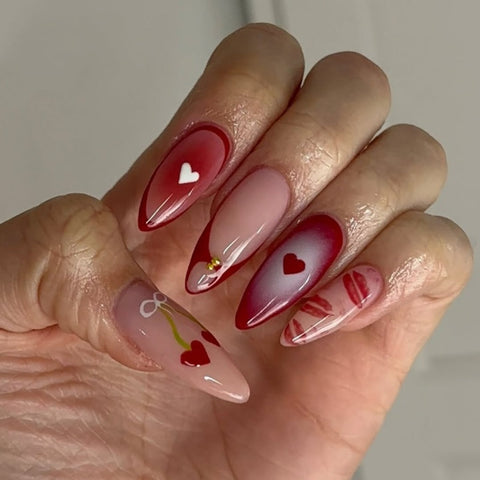 Love kissed GlowCarefully designed pure handmade press-on gel nails