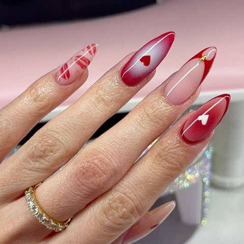 Love kissed GlowCarefully designed pure handmade press-on gel nails