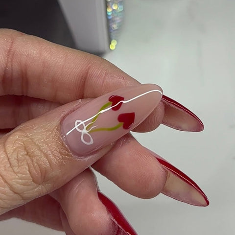 Love kissed GlowCarefully designed pure handmade press-on gel nails