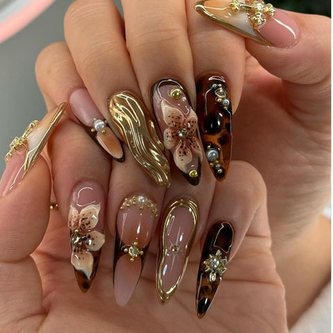 Brown Gold Flower French Almond NailCarefully designed pure handmade press-on gel nails