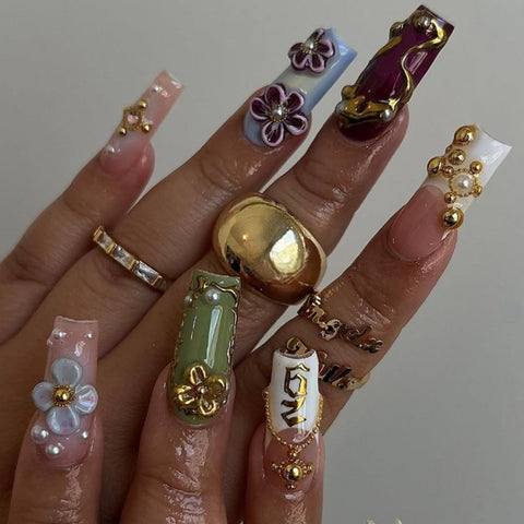 Luxury Colored Flower French Square NailCarefully designed pure handmade press-on gel nails