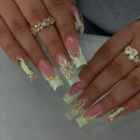 Hot Selling Green Flower French Square NailsCarefully designed pure handmade press-on gel nails