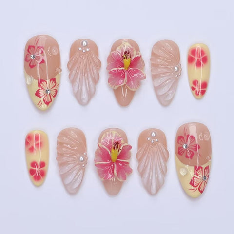 3D Shell & FlowerCarefully designed pure handmade press-on gel nails