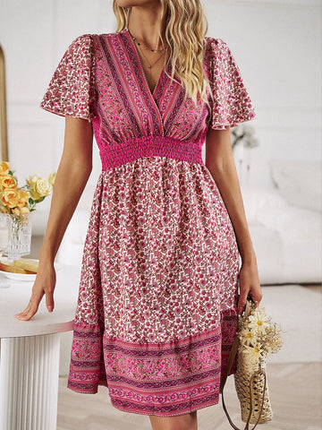 Minikleid mit Blumenmuster, gesmokten Taillenärmeln