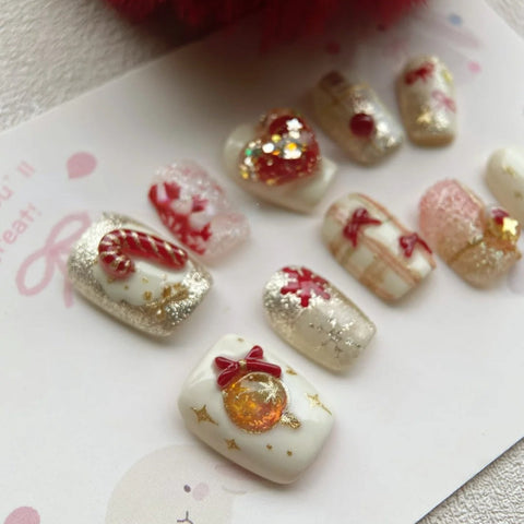 Candy & ChristmasCarefully designed pure handmade press-on gel nails