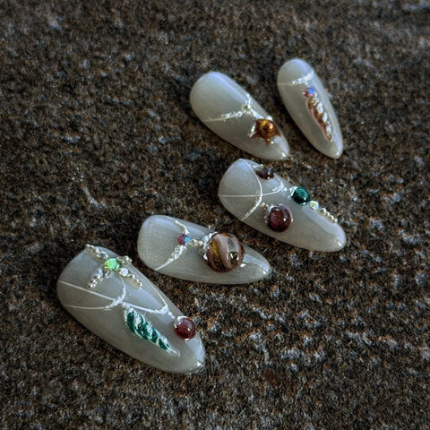 NewChristmas LightsCarefully designed pure handmade press-on gel nails