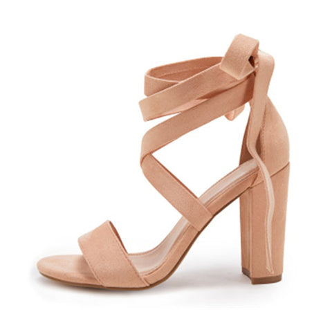 Sandalen mit Blockabsatz und Schnürung, offene Zehenpartie, Pumps mit Fesselriemchen