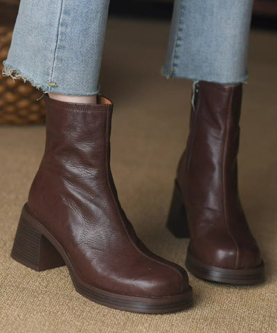 Modische Stiefel mit Reißverschluss und klobigem Absatz in Schwarz aus Kunstleder